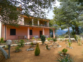  Villa Carmen  Кардеду